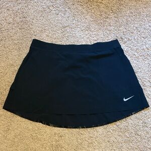Nike Golf tour performance skirt size large